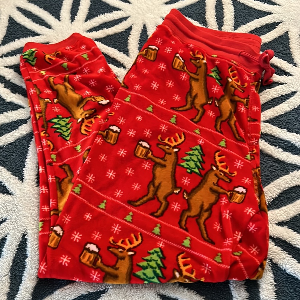 Men’s Holiday Christmas Reindeer and Mugs Digital Print Drawstring Jogger Pajama